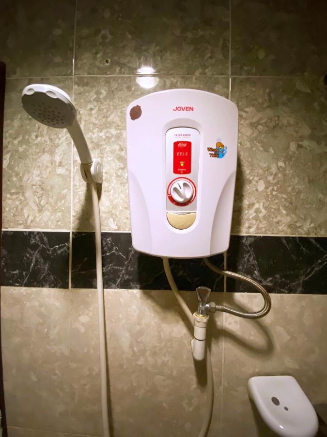 Mr Hotel Nusa Bestari Skudai Esterno foto